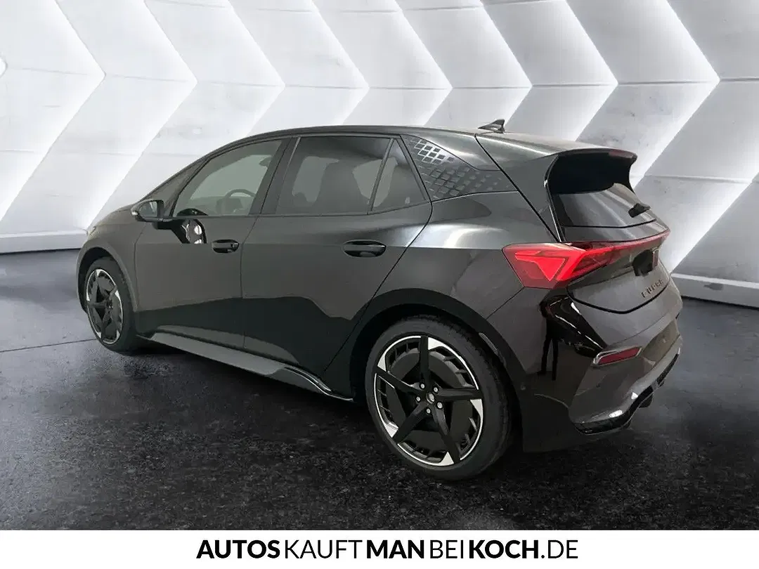 CUPRA Born - Thumbnail 3