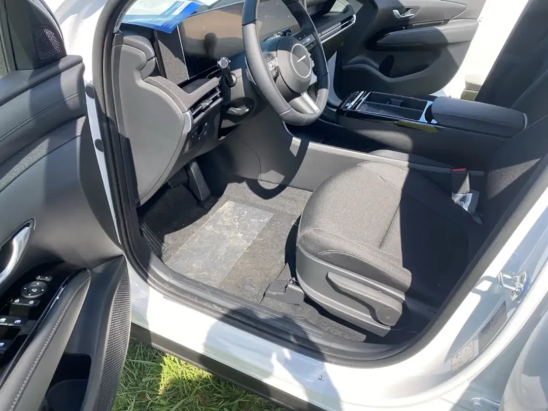 Hyundai TUCSON - Thumbnail 11