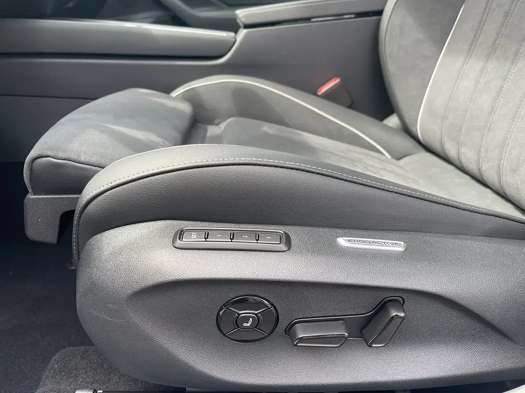 Volkswagen Passat Variant - Thumbnail 13