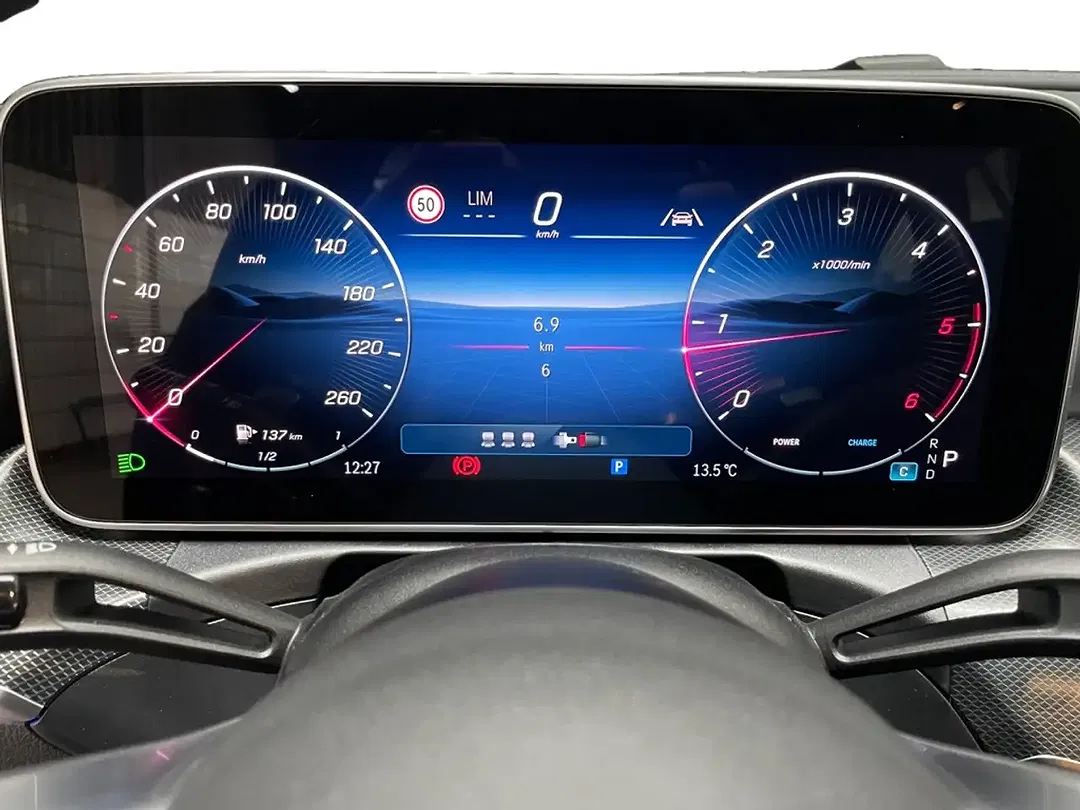 Mercedes-Benz C 300 - Thumbnail 9