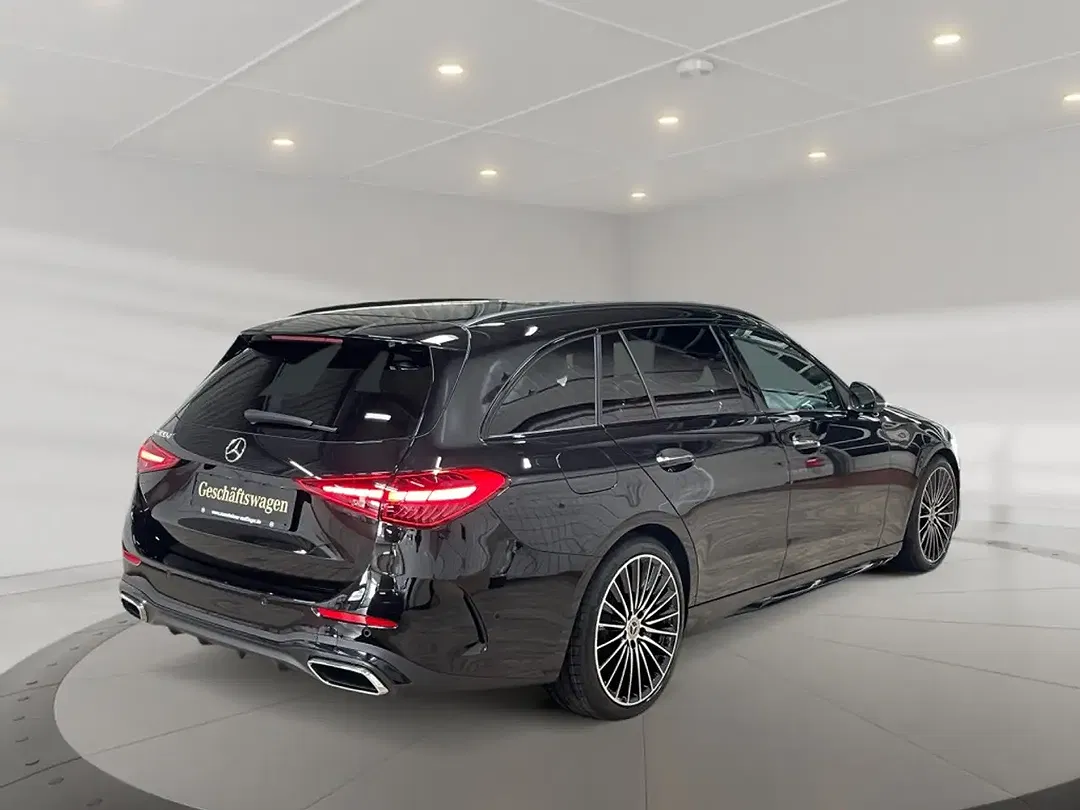 Mercedes-Benz C 300 - Thumbnail 2