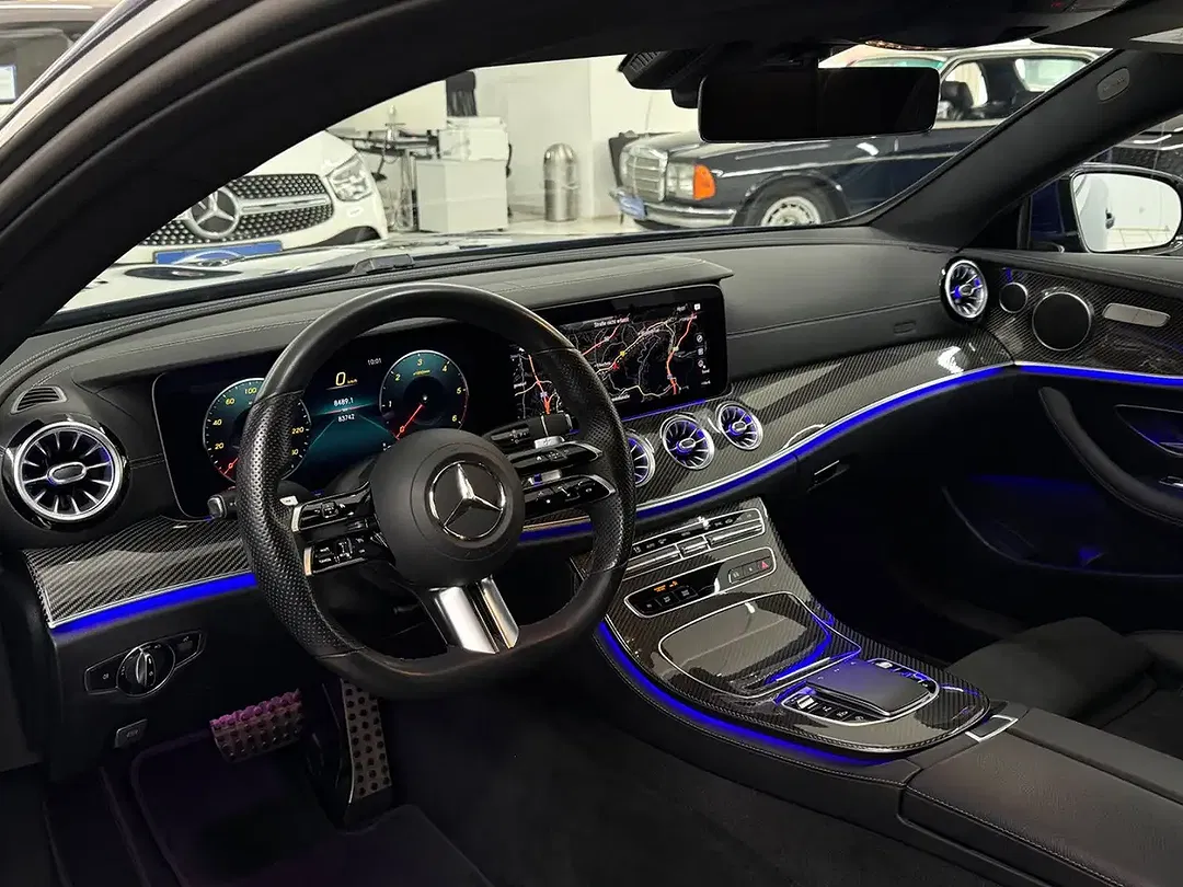 Mercedes-Benz E 220 - Thumbnail 14