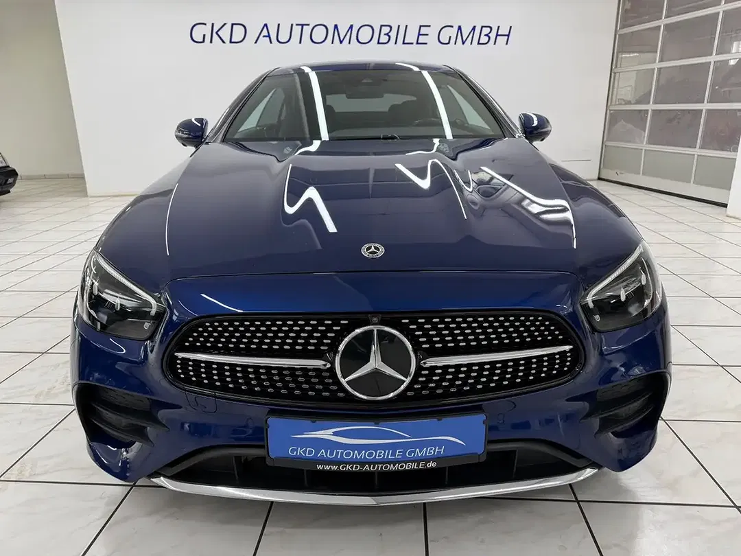 Mercedes-Benz E 220 - Thumbnail 7