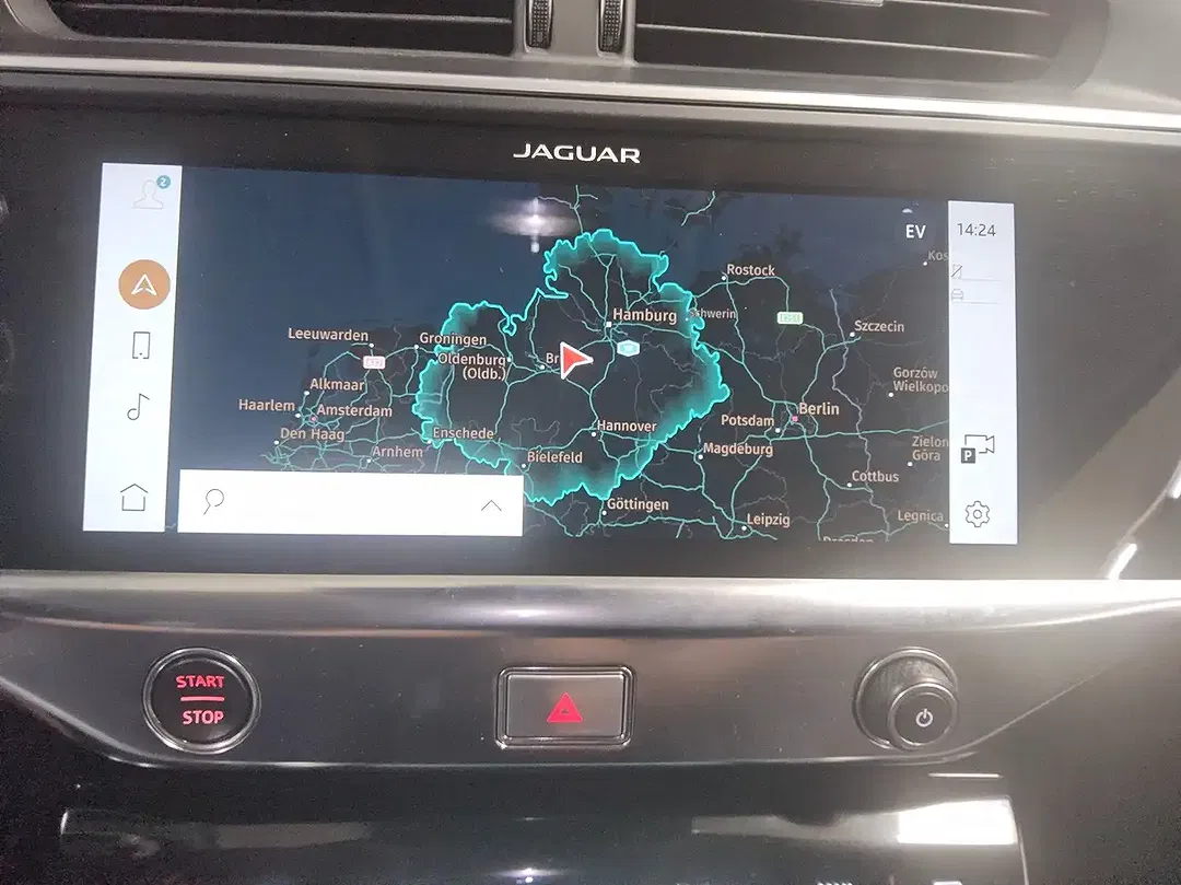 Jaguar I-Pace - Thumbnail 6