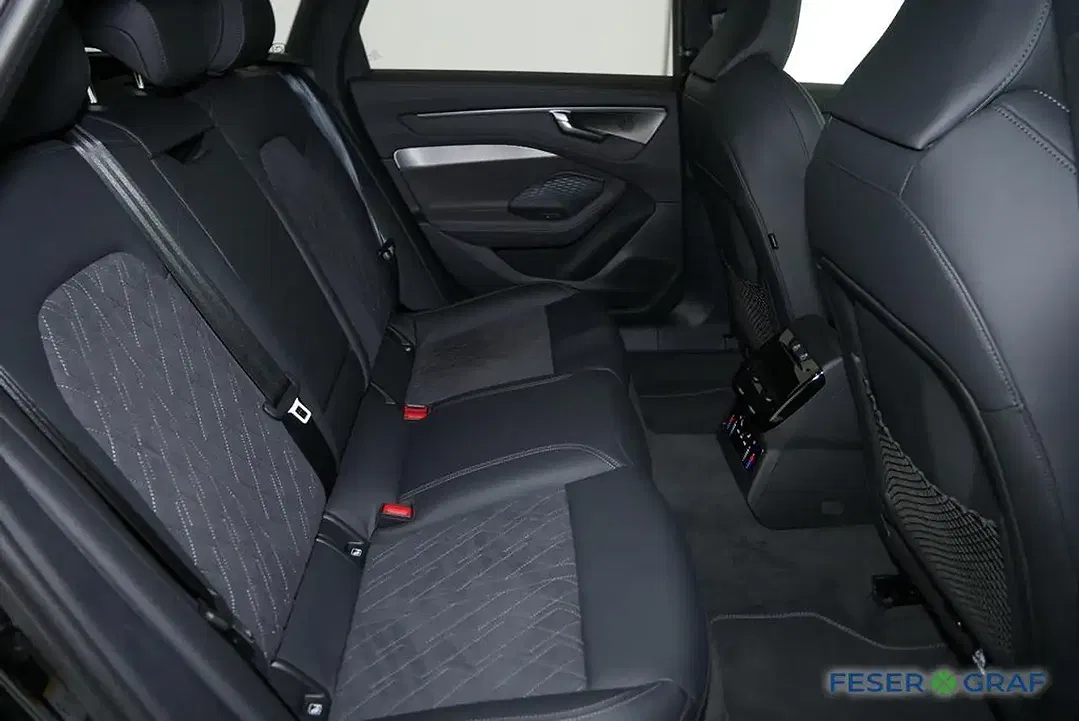 Audi A6 - Thumbnail 5