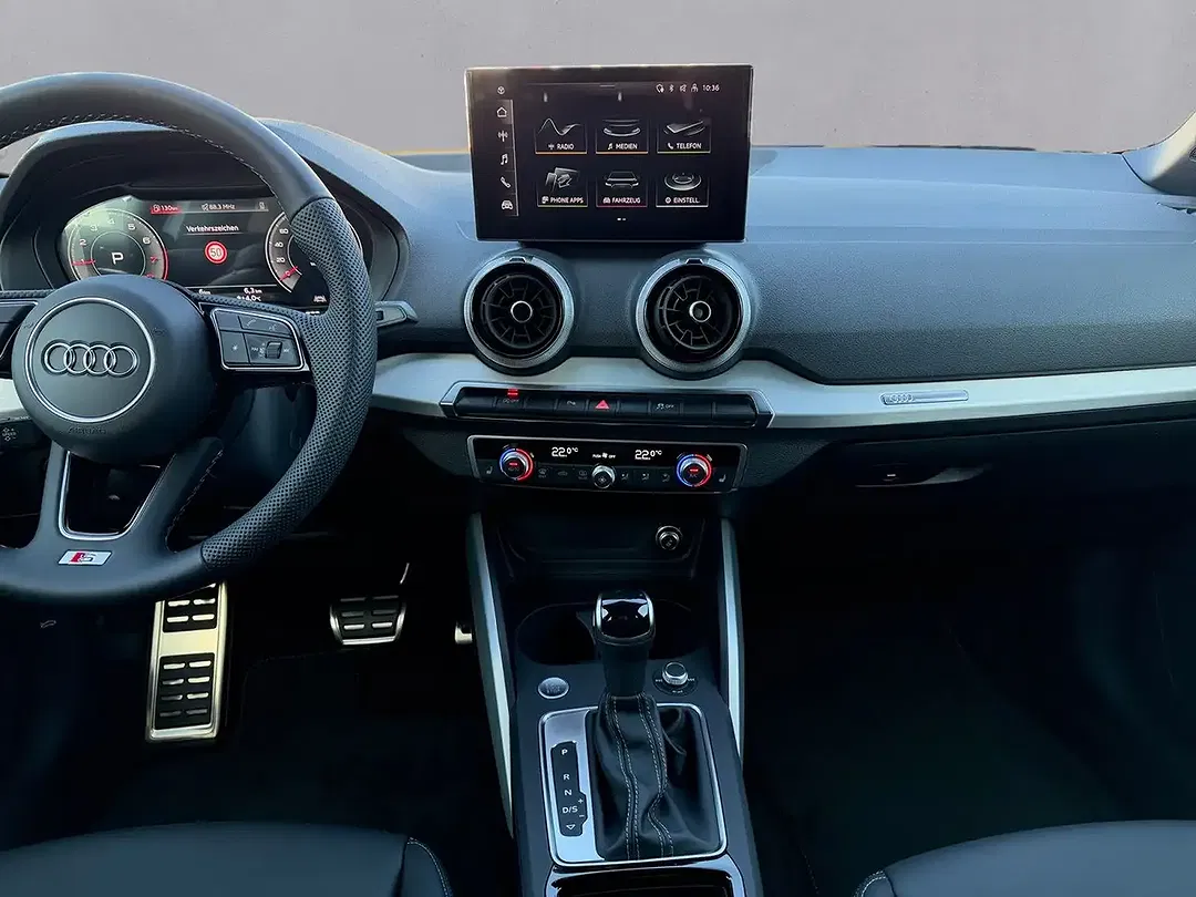 Audi Q2 - Thumbnail 11