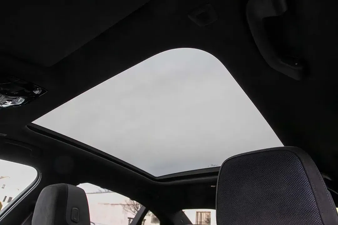 BMW 520 - Thumbnail 12
