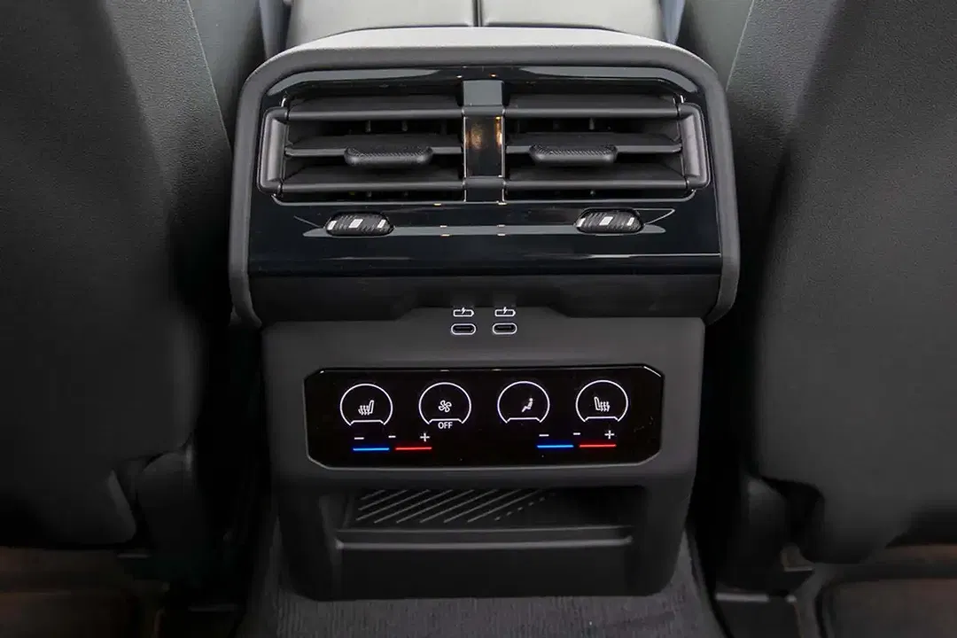 BMW 520 - Thumbnail 13