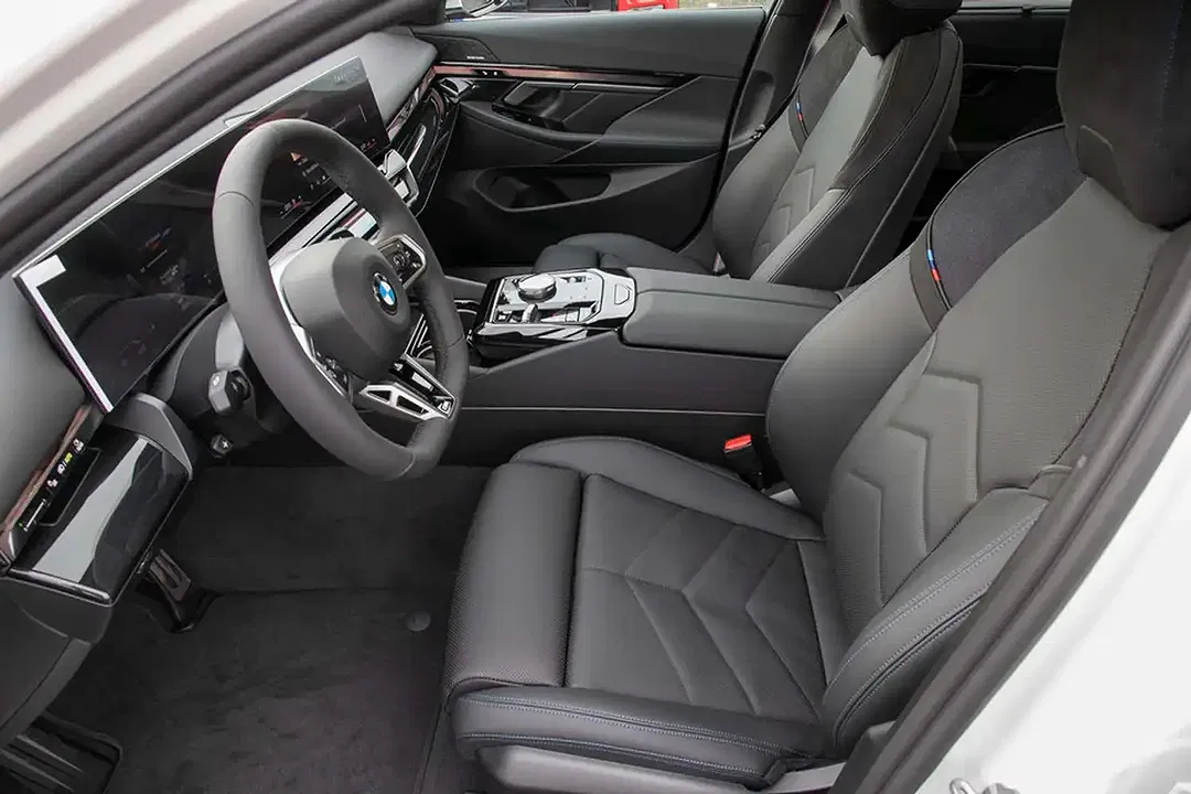BMW 520 - Thumbnail 7