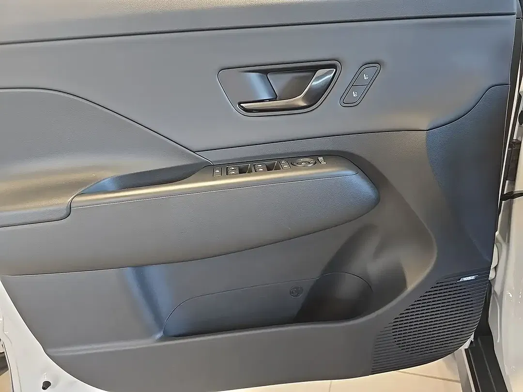 Hyundai KONA - Thumbnail 8
