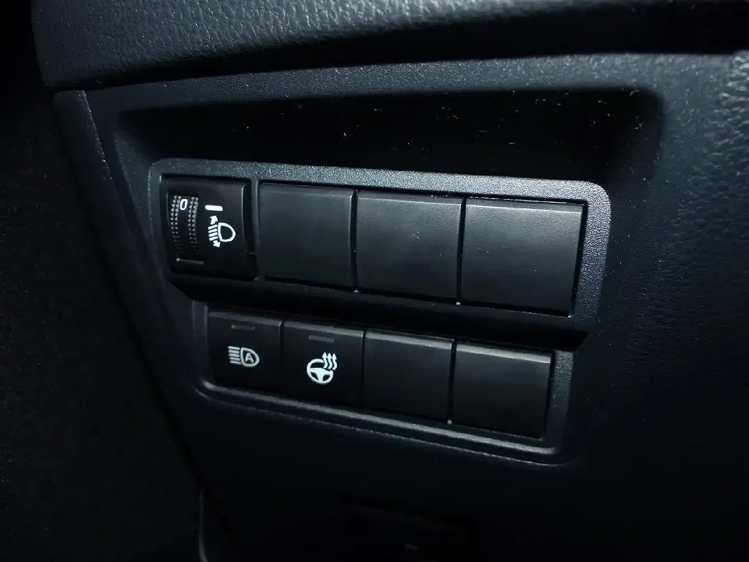Toyota Yaris - Thumbnail 15