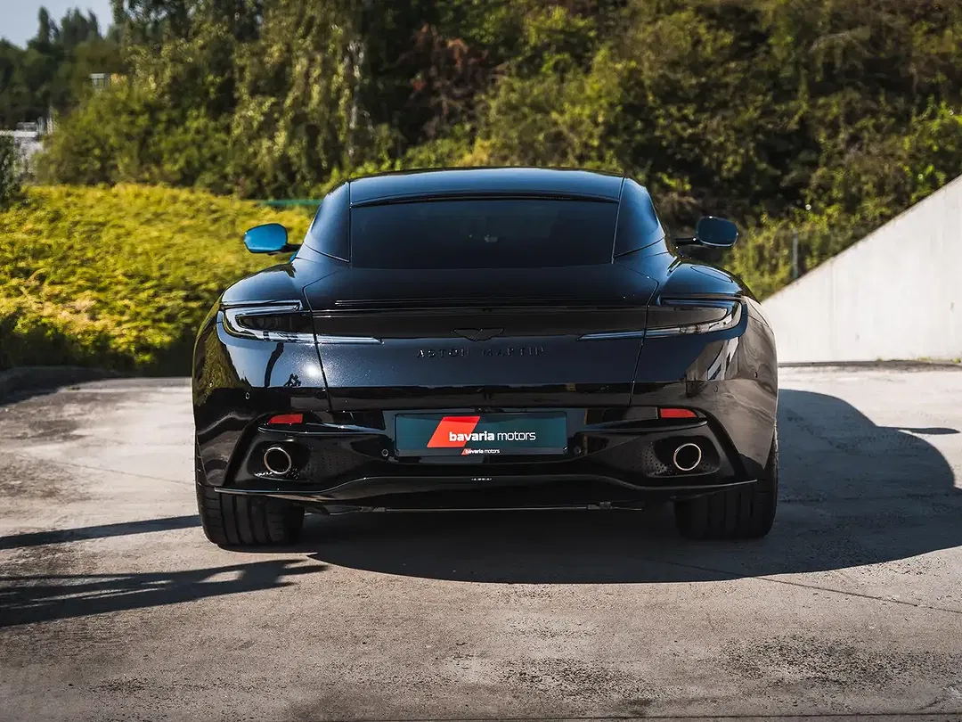 Aston Martin DB12 - Thumbnail 10