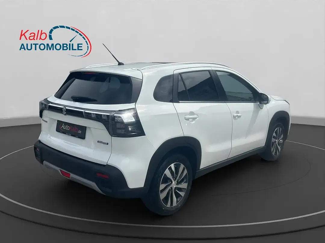 Suzuki S-Cross - Thumbnail 5