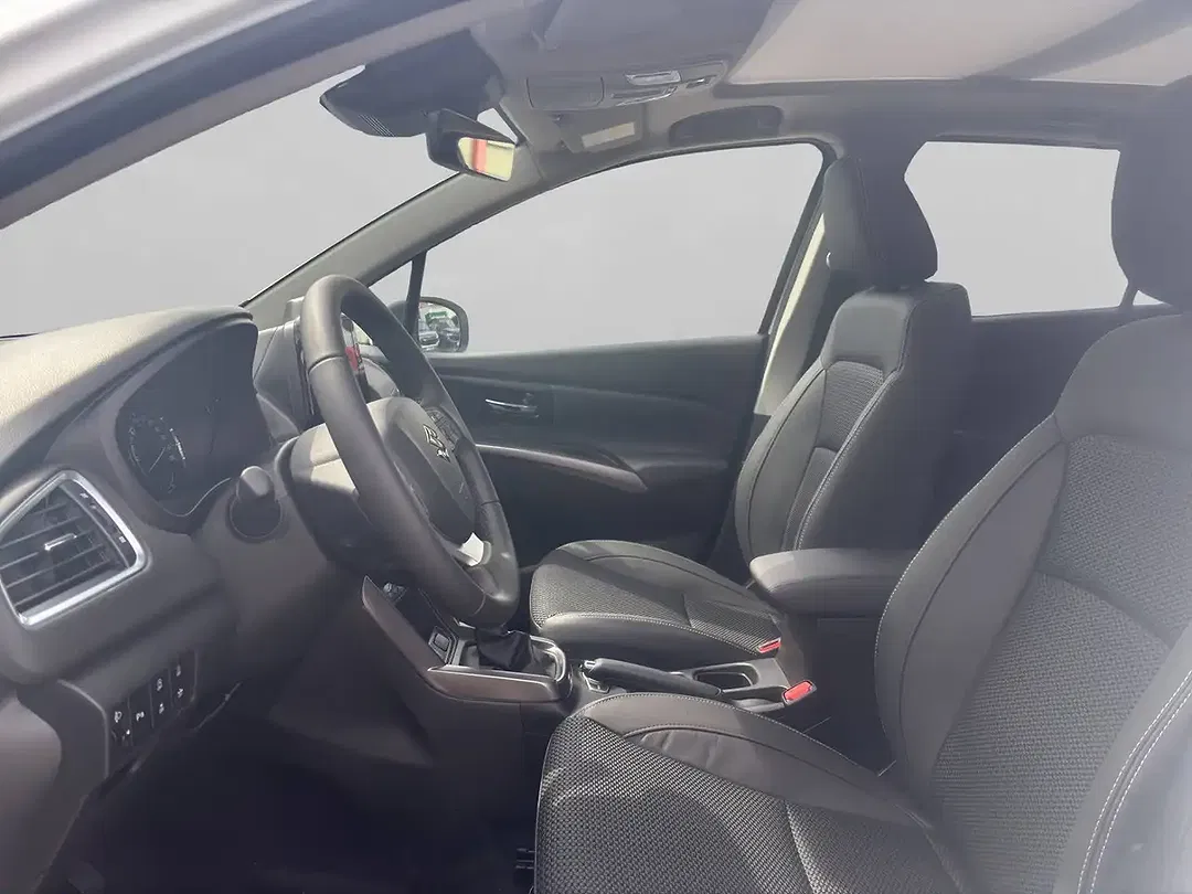 Suzuki S-Cross - Thumbnail 9