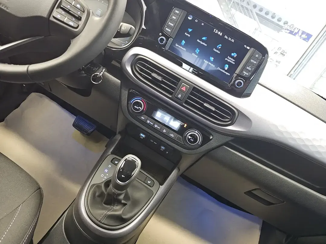 Hyundai i10 - Thumbnail 10