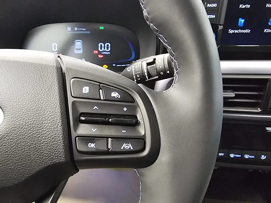 Hyundai i10 - Thumbnail 25