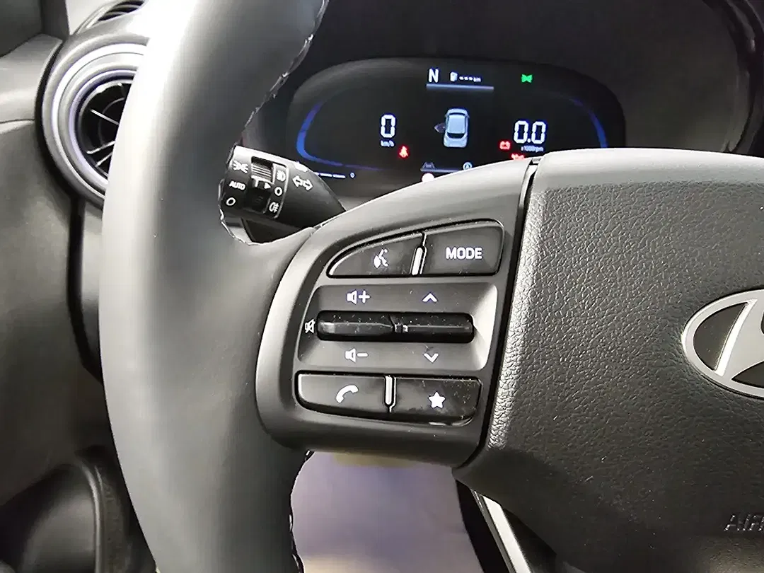 Hyundai i10 - Thumbnail 26