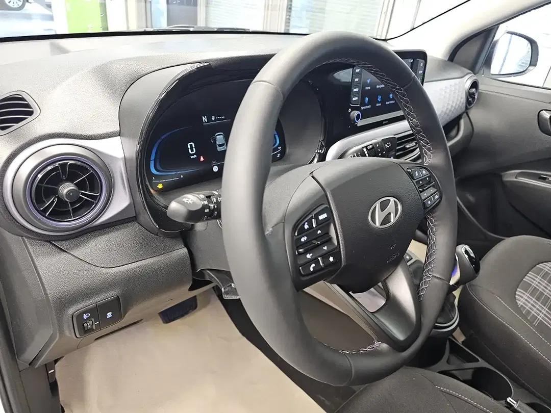 Hyundai i10 - Thumbnail 29