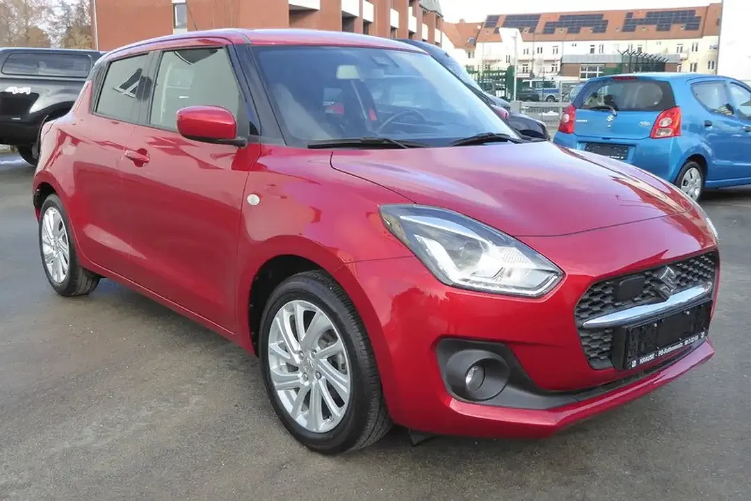 Suzuki Swift - Thumbnail 5