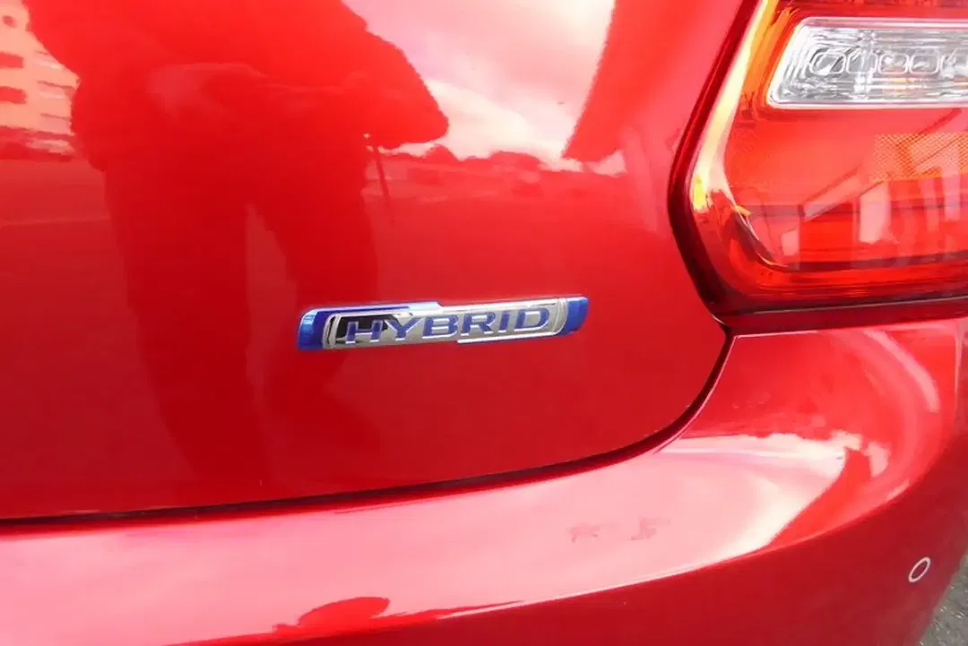 Suzuki Swift - Thumbnail 7