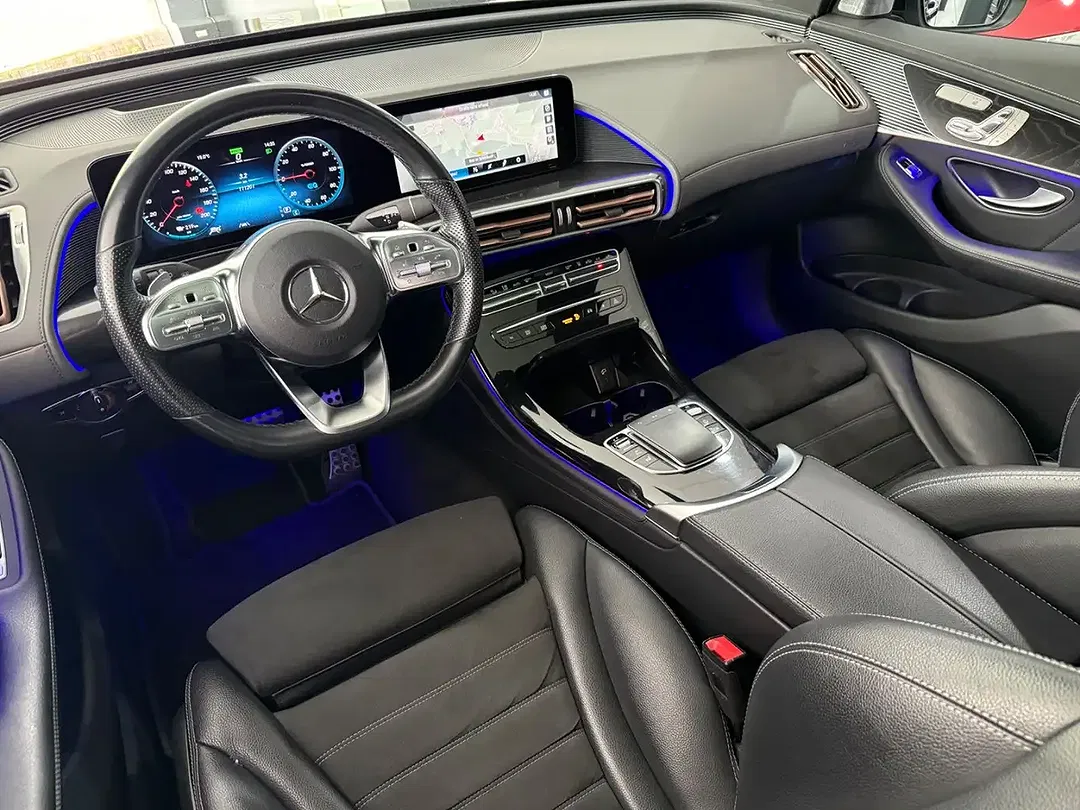 Mercedes-Benz EQC 400 - Thumbnail 4