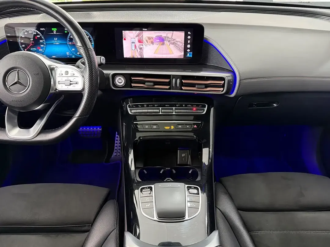 Mercedes-Benz EQC 400 - Thumbnail 6