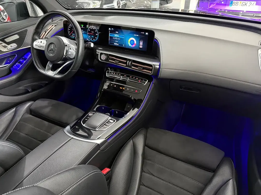Mercedes-Benz EQC 400 - Thumbnail 7