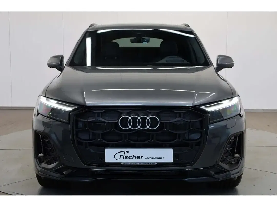 Audi Q7 - Thumbnail 2