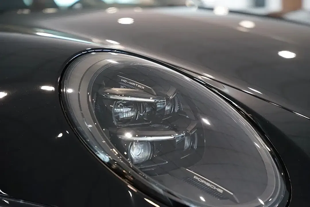 Porsche 992 - Thumbnail 13