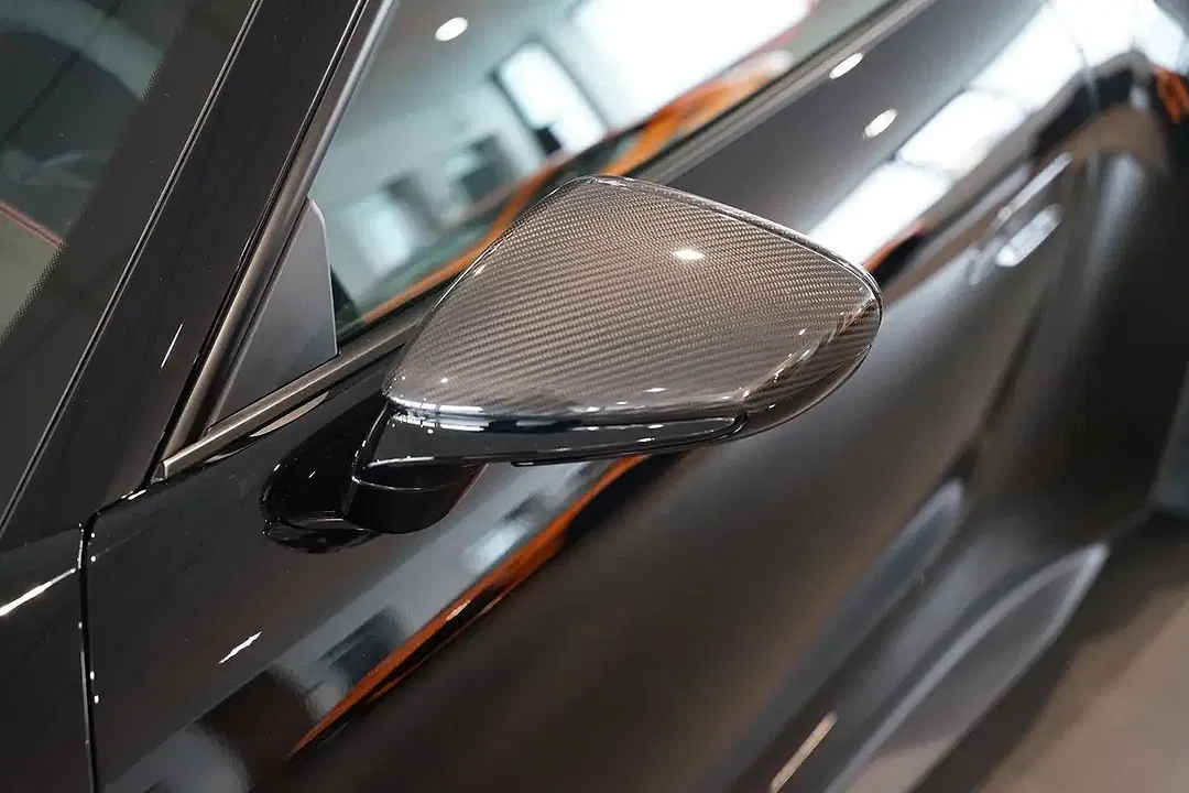 Porsche 992 - Thumbnail 6