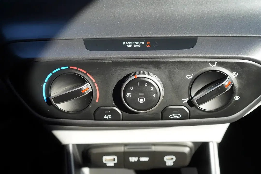 Hyundai i20 - Thumbnail 13