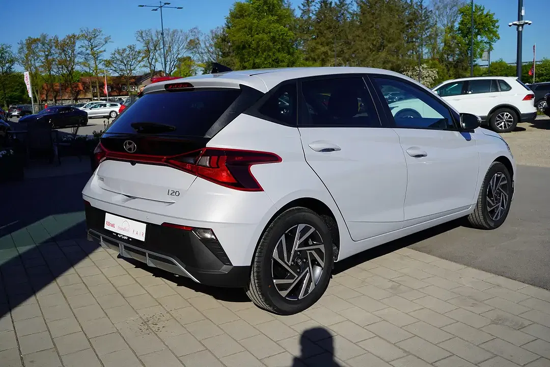 Hyundai i20 - Thumbnail 4