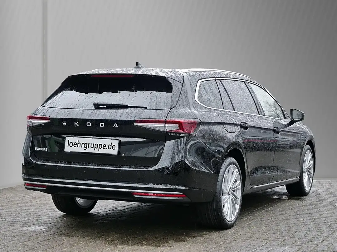 Skoda Superb - Thumbnail 4