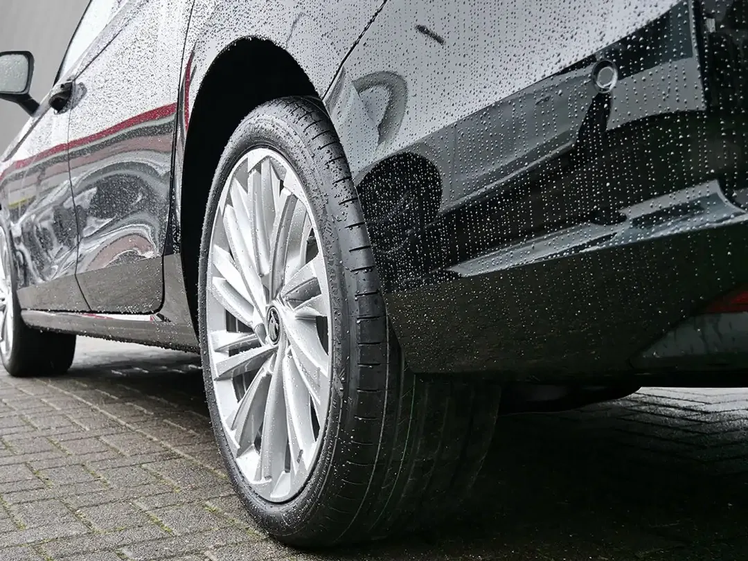 Skoda Superb - Thumbnail 5