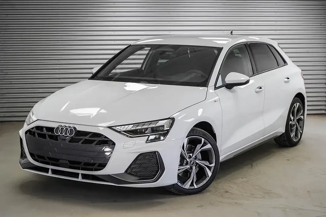 Audi A3 - Thumbnail 1