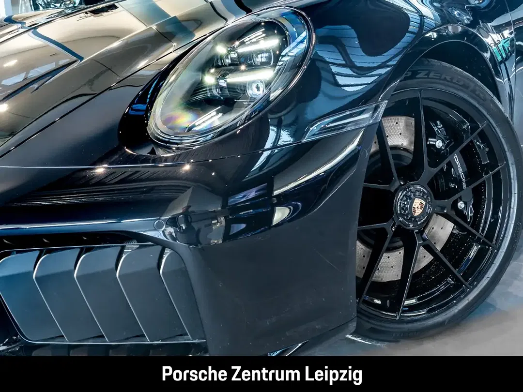 Porsche 992 - Thumbnail 14