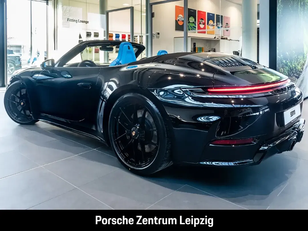 Porsche 992 - Thumbnail 8