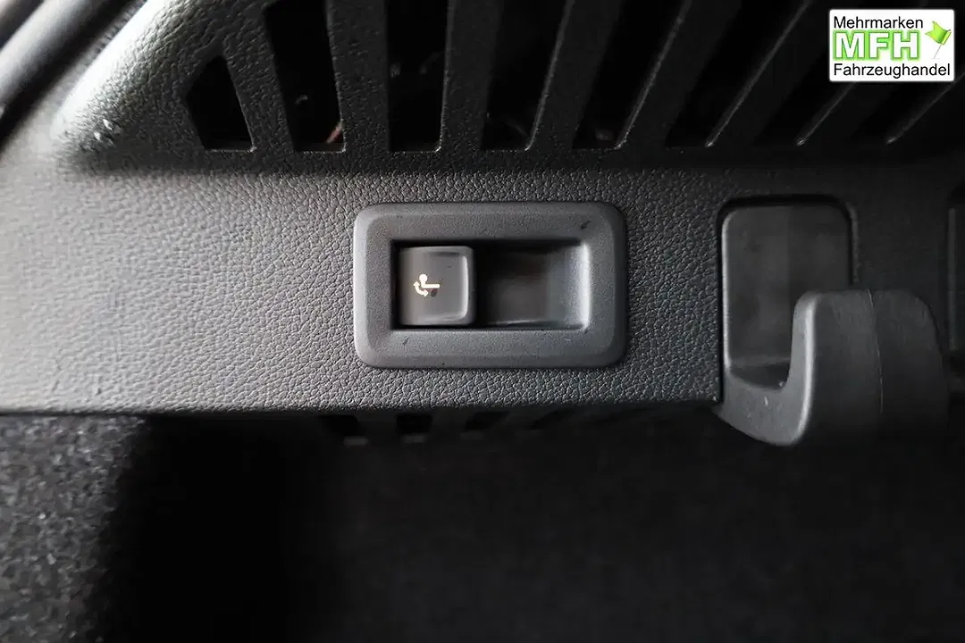 Skoda Kamiq - Thumbnail 13