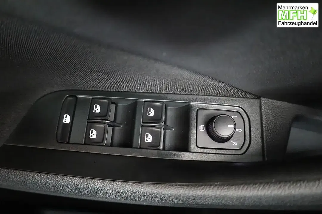 Skoda Kamiq - Thumbnail 7
