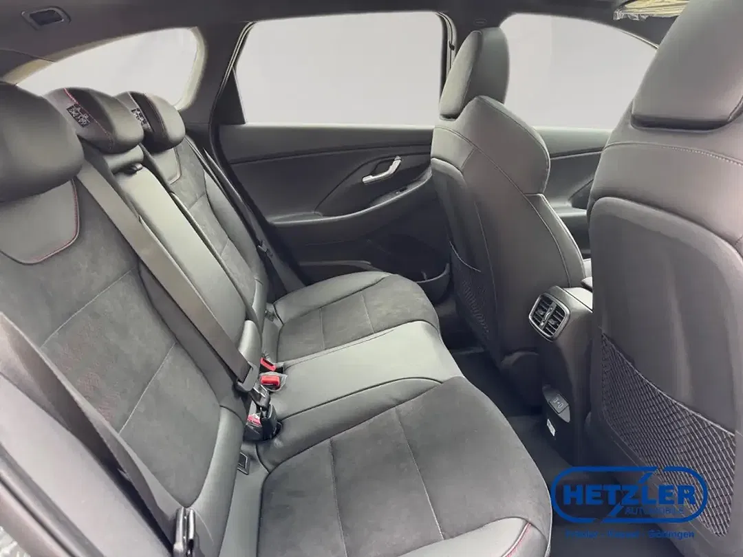 Hyundai i30 - Thumbnail 13