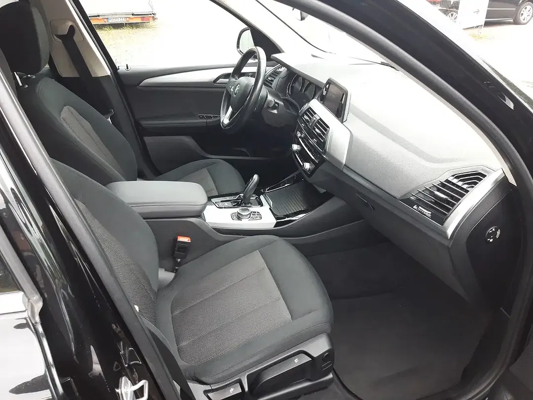 BMW X3 - Thumbnail 12