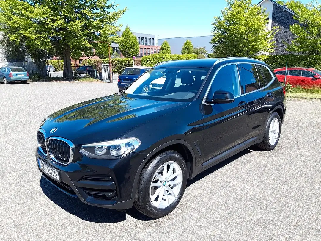 BMW X3 - Thumbnail 3