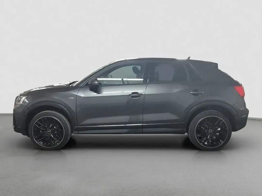 Audi Q2 - Thumbnail 3