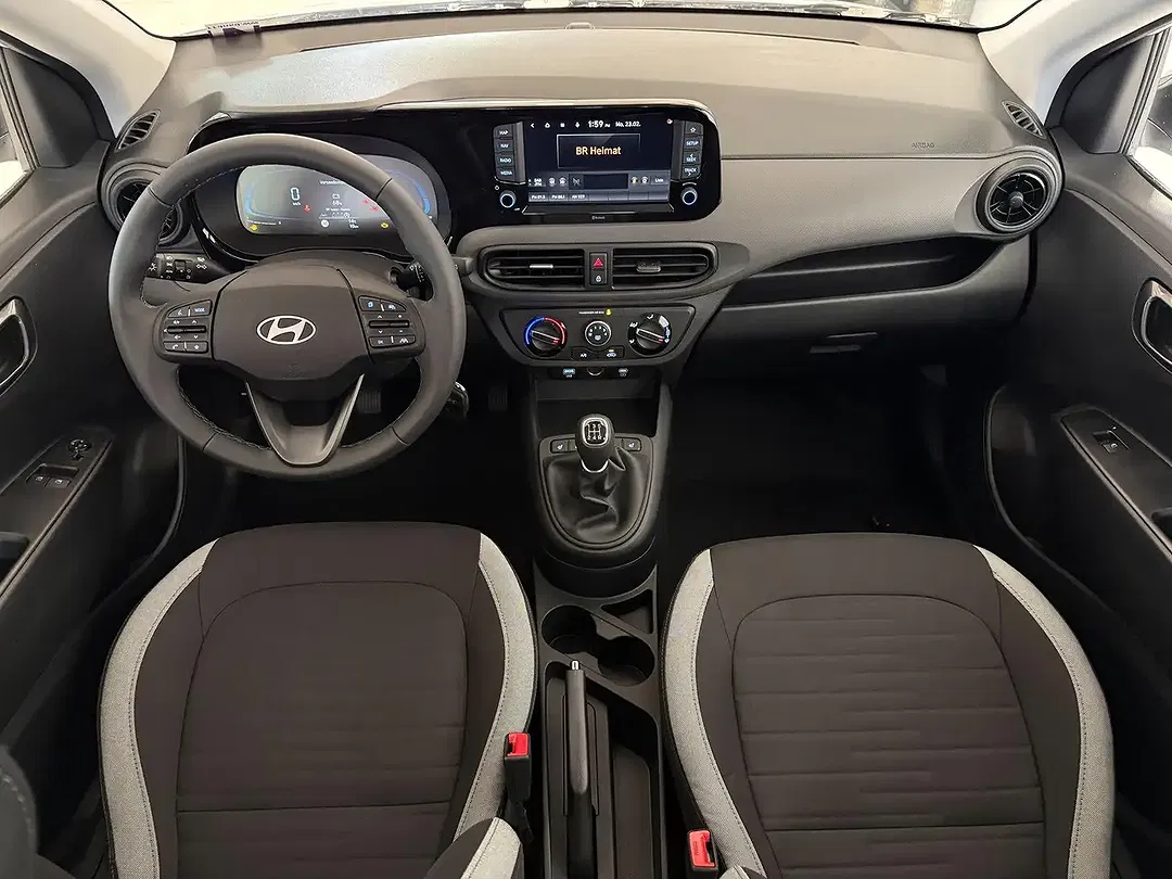 Hyundai i10 - Thumbnail 9