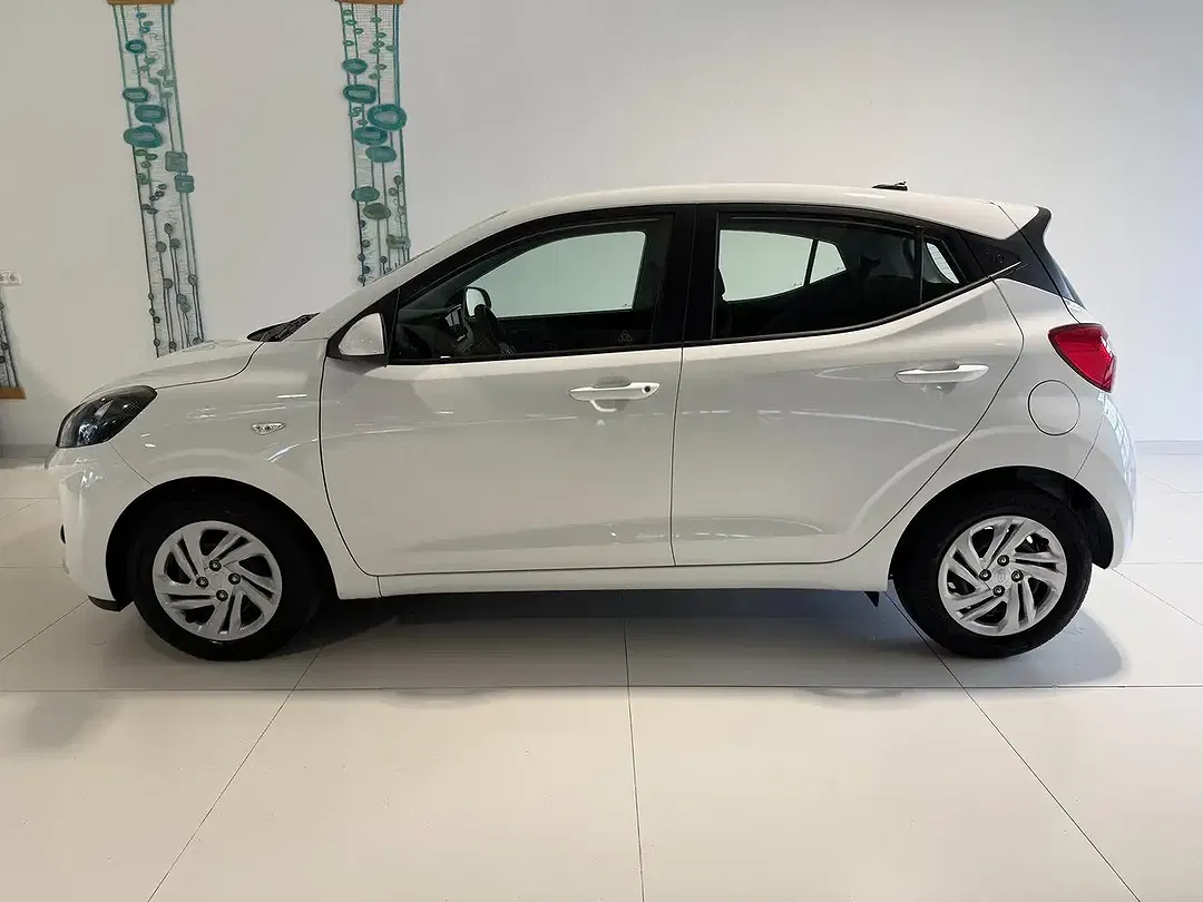 Hyundai i10 - Thumbnail 2