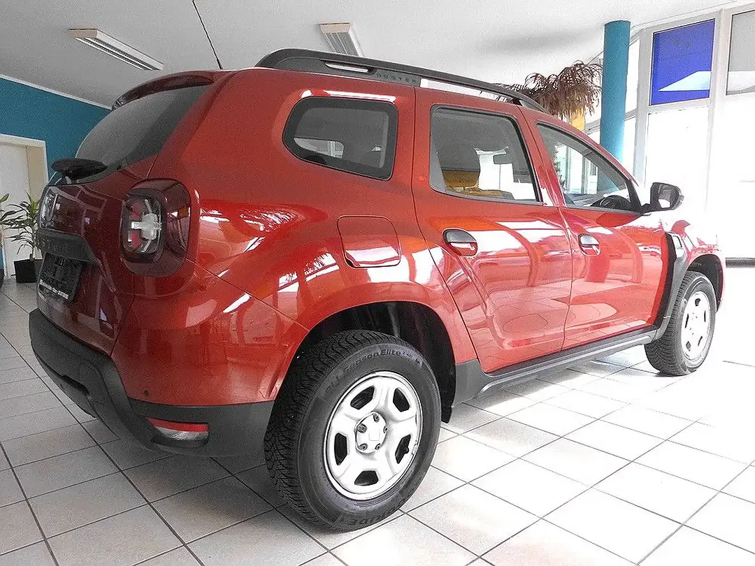 Dacia Duster - Thumbnail 3