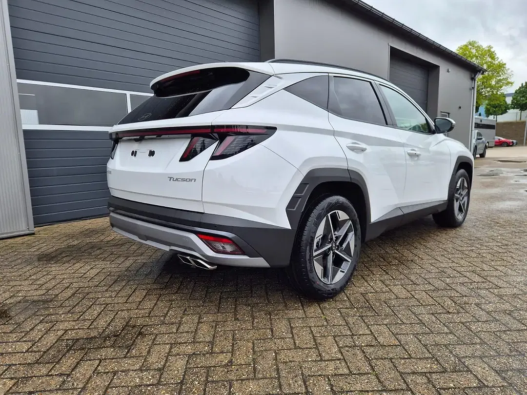 Hyundai TUCSON - Thumbnail 4