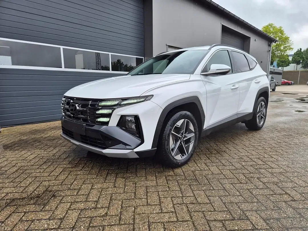 Hyundai TUCSON - Thumbnail 8