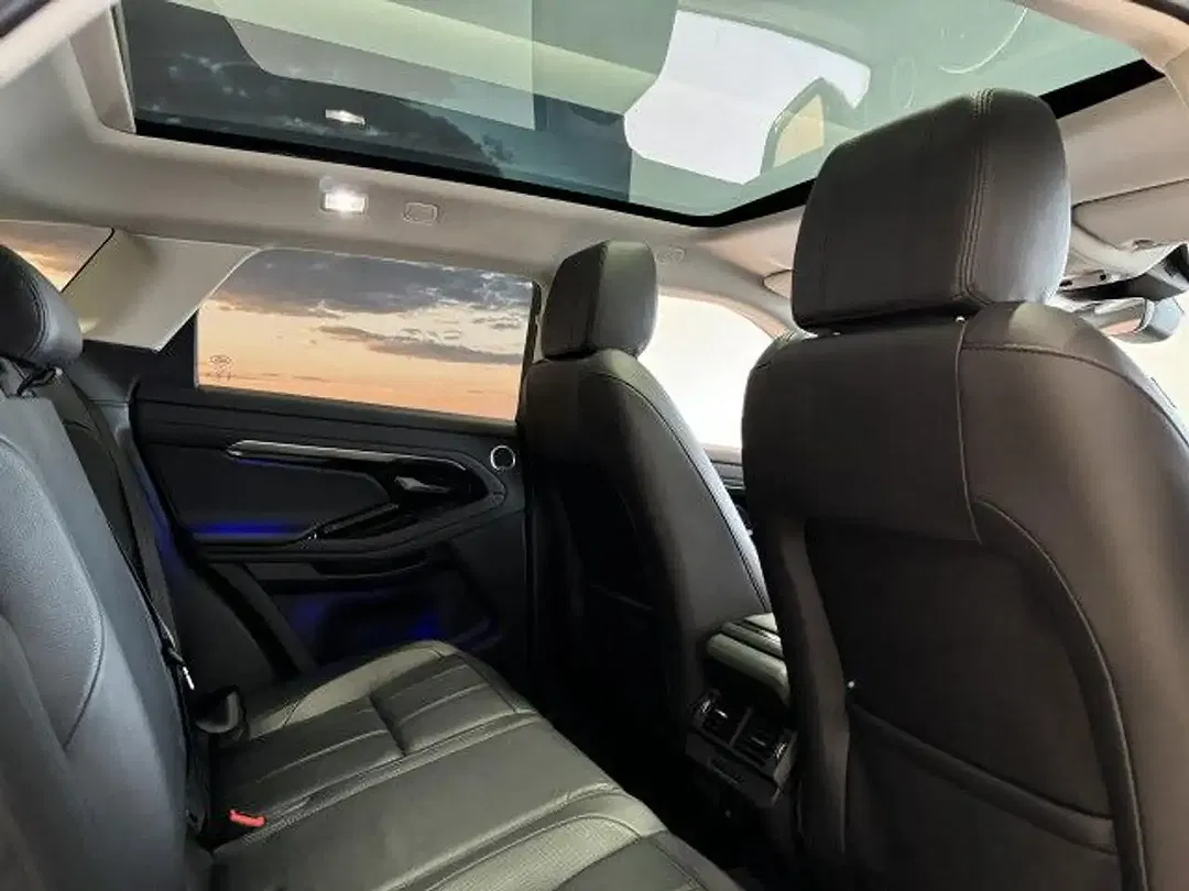 Land Rover Range Rover Evoque - Thumbnail 14