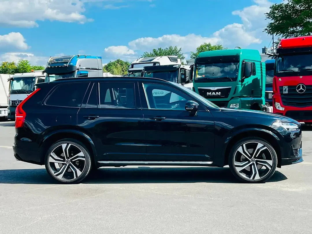 Volvo XC90 - Thumbnail 12